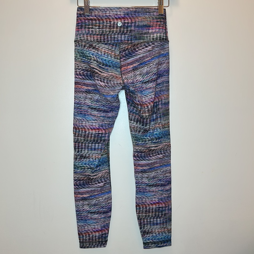LULULEMON high waist Align 25” Leggings Size 6